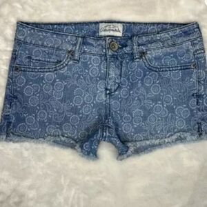 Aeropostale Paisley short cutoff shirts